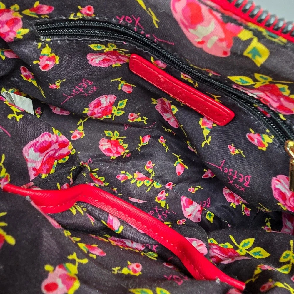 Betsey Johnson betsey johnson